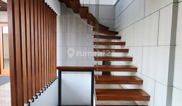 For Sale
brand New Rumah Mewah Kemang
tropical Modern

 2