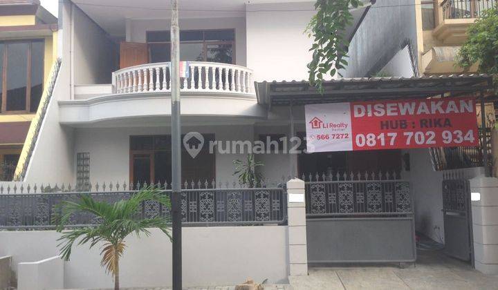 Disewakan Rumah di Perum. Taman Kedoya Permai, Lokasi Strategis 1