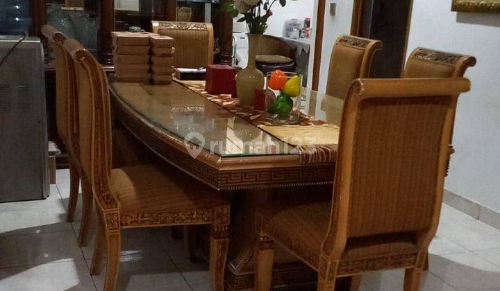 Dijual Rumah 2 Lantai 6 Kamar Tidur Lt 250 M2 di Pondok Bambu Jakarta Timur 2