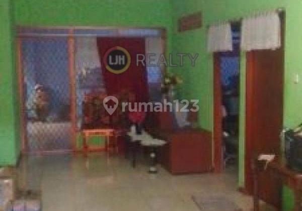 Rumah di Pulo Gebang 2 Kamar Tidur Siap Huni, Luas Tanah 170m2 Dekat Pintu Tol Bintara Jakarta Timur 1