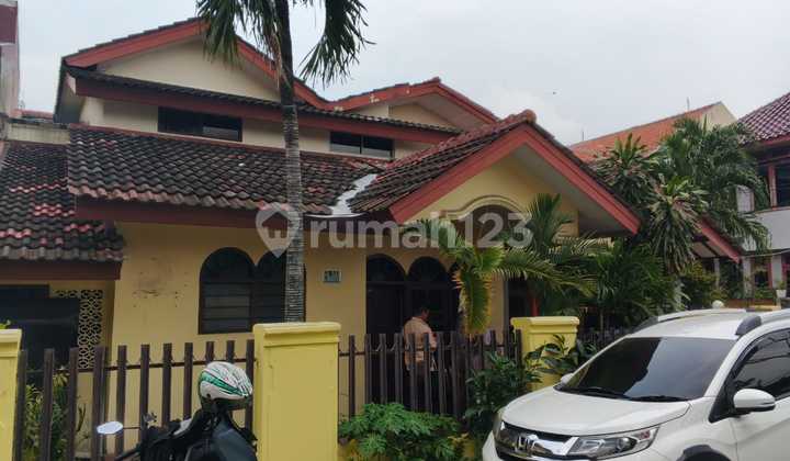 ******** Rumah ********