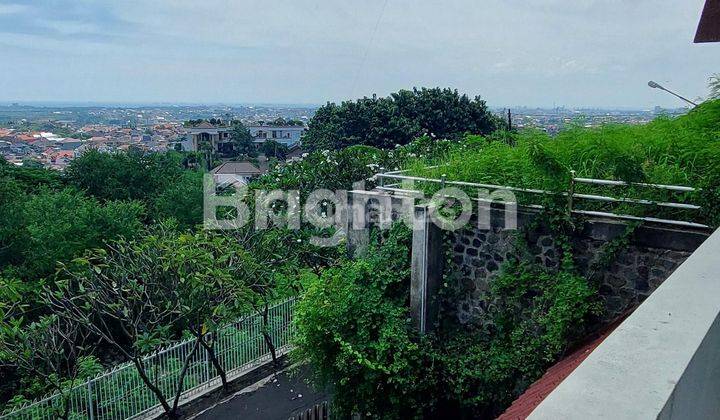 Rumah 2 Lantai Seperti Villa Di Bandungan  Mewah Bangunan Kuat Anti Banjir 1000% View Laut Bandara Pelabuhan Luas Buanyak Kamarnya Dan Besar-Besar Semarang Atas Manyaran Semarang Barat 2