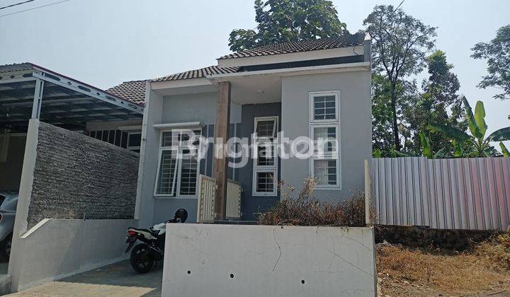 RUMAH SIAP HUNI ISTIMEWA GRIYA RAFADA  VIEW GUNUNG METESEH MIJEN 1