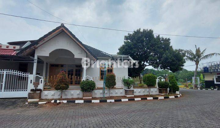 Rumah Hoek Dekat Undip Srondol Bumi Indah Semarang Selatan 1