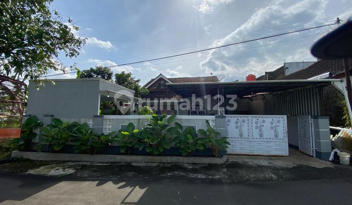 Rumah Siap Huni Dekat Jalan Semarang Solo Kota Salatiga Rumah Siap Huni Dekat Jalan Semarang Solo Kota Salatiga