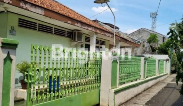 RUMAH KOSTAN STRATEGIS MENTENG DALAM TEBET JAKARTA SELATAN