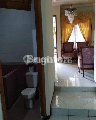 Ready-to-Use House Behind Galaxy Mall East Surabaya 2