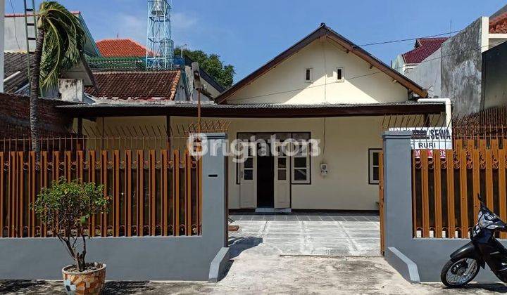 RUMAH TENGAH KOTA SIAP PAKAI DI HALMAHERA SEMARANG RUMAH TENGAH KOTA SIAP PAKAI DI HALMAHERA SEMARANG
