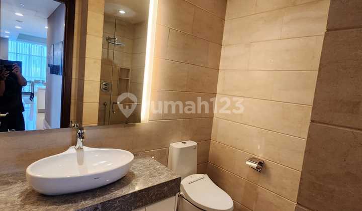 Apartment La Maison South Jakarta 3 BR Nice Furnished 2