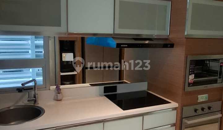 Apartment Kemang Village 3 BR Bagus Furnished 2