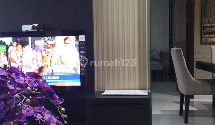 ruang tamu apartment denpasar residences bagus 2