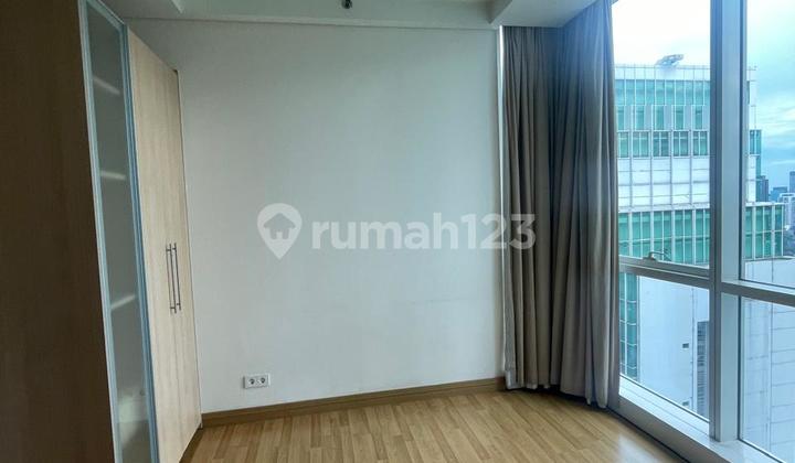 Apartment The Peak Sudirman 3 BR Furnished Nice 2