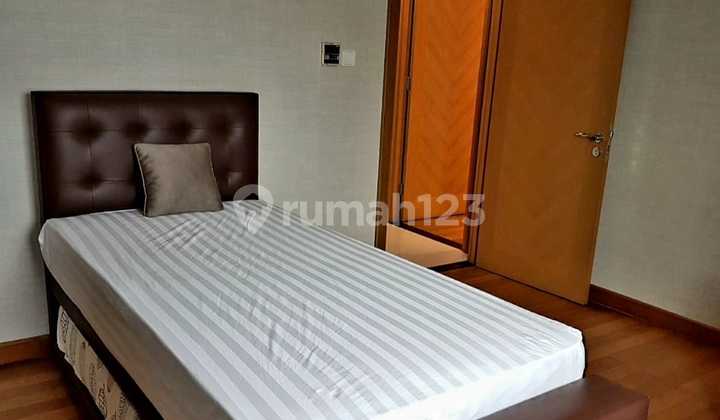 Apartment Kempinski 2 BR Bagus Furnished