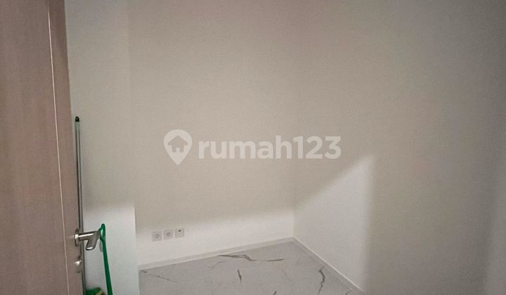 Apartment SQ RES Nice Furnished 1 BR 2