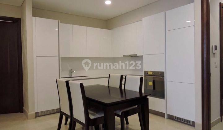 ruang makan apartment la maison barito 2