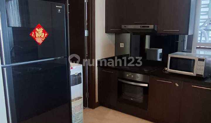 Apartment Kemang Village 3+1 BR Bagus Furnished 2