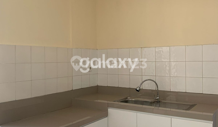 Apt Paladian Klp Gdg 3+1 KT Semi Furnished 2 Unit Gandeng