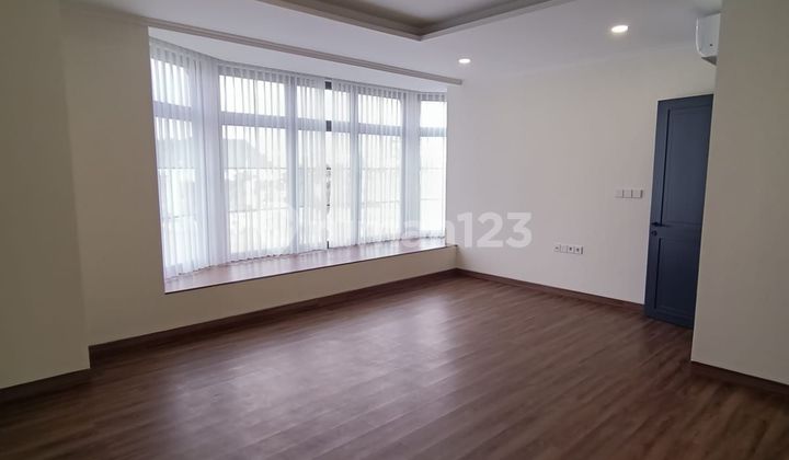 Rumah 2 Lantai Bagus 8x15 Gading Serpong American Classic 2