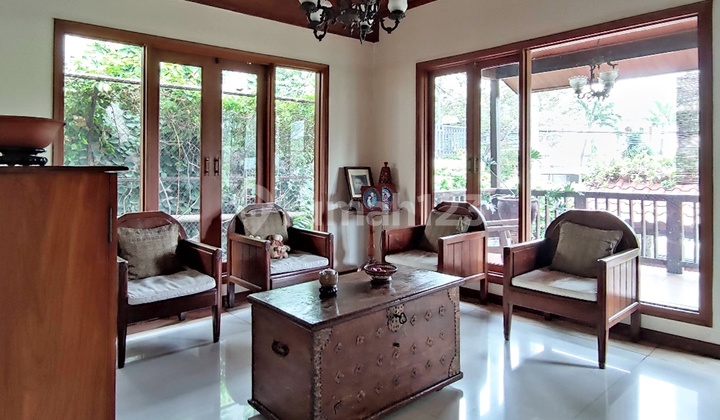 Disewakan Rumah Bagus Bergaya Resort di Pondok Indah 2