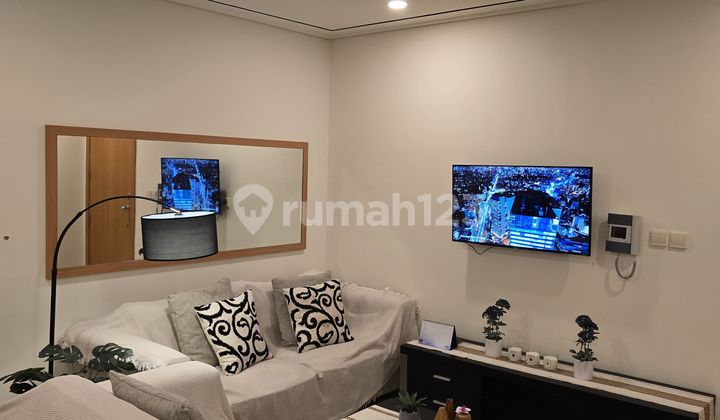 Ready-to-Occupy Apartment at Mayflower Kuningan, South Jakarta 2