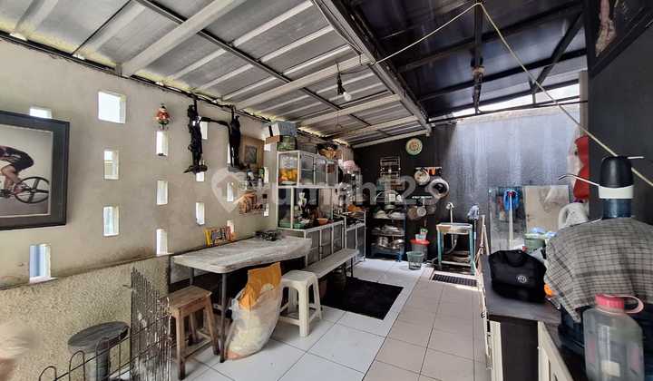 Rumah Bagus 2 Lantai di Veteran, Jakarta Selatan 2