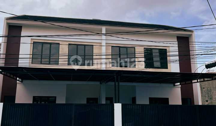 Rumah Bagus di Jl Danau Limboto Raya, Perum Bumi Karawaci Baru Tangerang