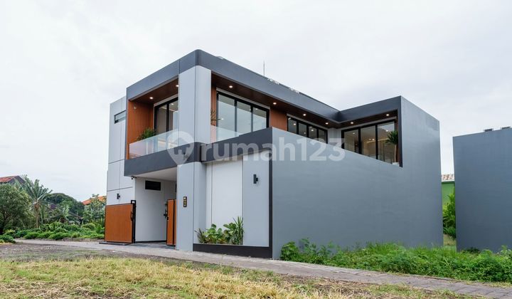 New 2026! Villa Mewah Modern Minimalis - Siap Huni & Investasi New 2026! Villa Mewah Modern Minimalis - Siap Huni & Investasi