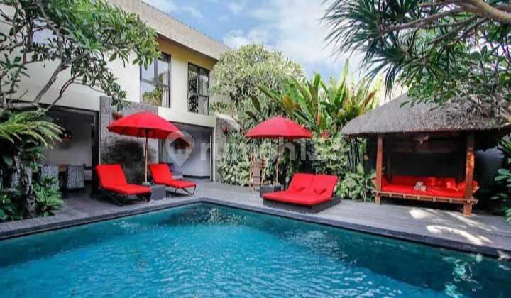  2 Unit Villas 4 Beds Di Pantai Batu Belig Bali