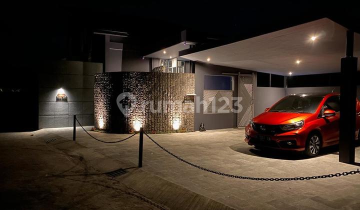 Luxury Modern Villa Full Jungle View, Near Ubud