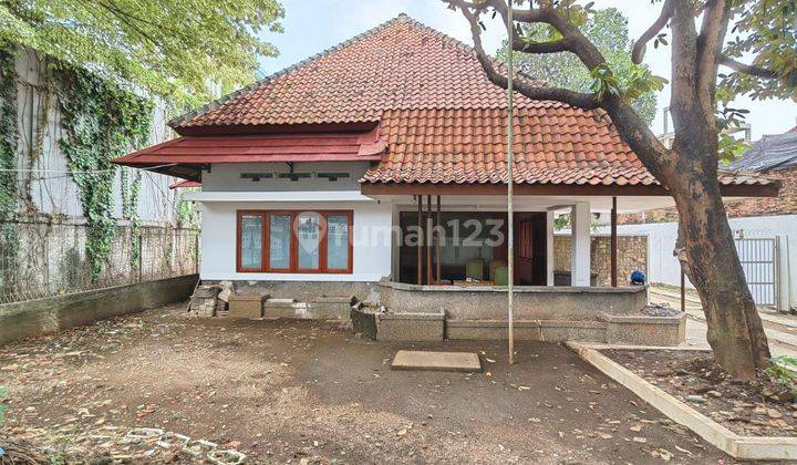 Rumah dijual hitung tanah area menteng dan area tenang jakpus 