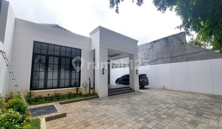 Rumah Bagus Semi Furnished SHM Menteng, Jakarta Pusat Rumah Bagus Semi Furnished SHM Menteng, Jakarta Pusat