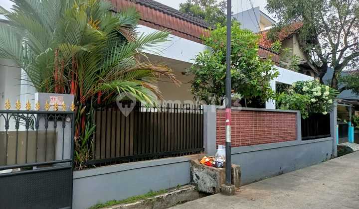 di JUAL Rumah + Kostan aktive di Pusat kota Jakarta di JUAL Rumah + Kostan aktive di Pusat kota Jakarta