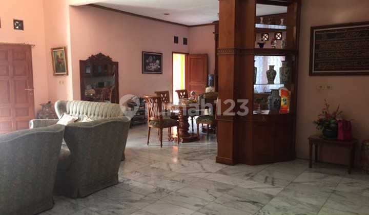 For Sale Luxury House with Swimming Pool in Cirendeu Area 2