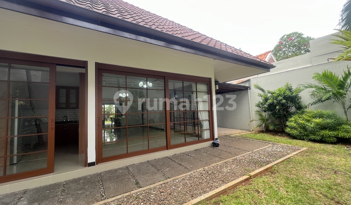 RUMAH SIAP HUNI DENGAN KOLAM RENANG  BUAT EXPATRIAT 2