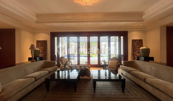 LUXURY HOME Suitable for Embassy with double gate  2