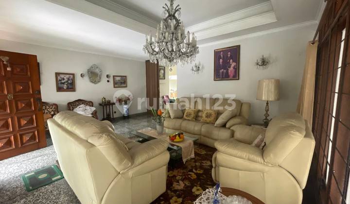 di JUAL Rumah Cantik terawat di kawasan Elit Cilandak JakSel