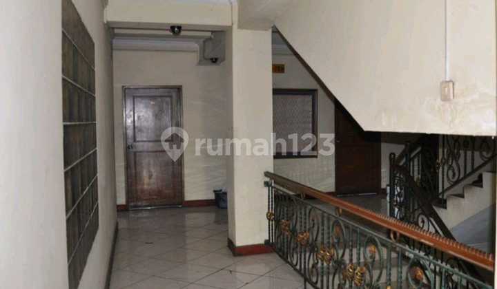 FOR SALE ex 2-Star Hotel, strategic location, 55 rooms, 5 floors 2