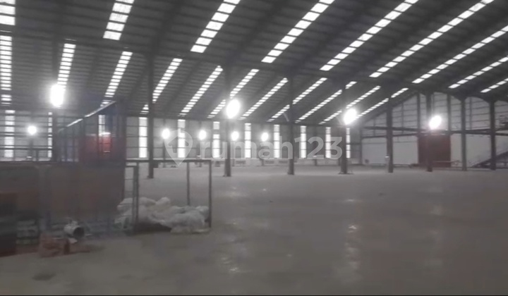 Sell Clean Warehouse Subang New Building Large Land Sell Clean Warehouse Subang New Building Large Land