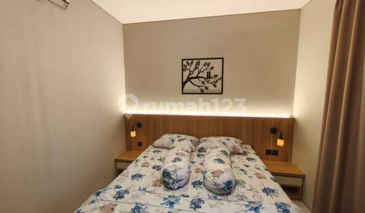 Jual Rumah Hoek Mewah Full Furnished Tatar Punawangi Kota Baru Parahyangan 2