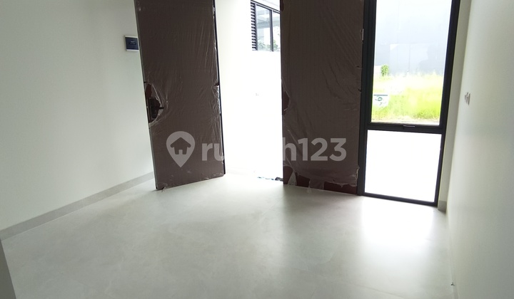 For Sale New Setraduta House, still very fresh and excellent, large land 2