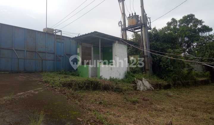 For Rent: Cheap Warehouse and Spacious Land in Subang Area