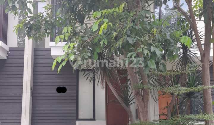 Disewakan Northwest Lake 2Lantai Siap Huni