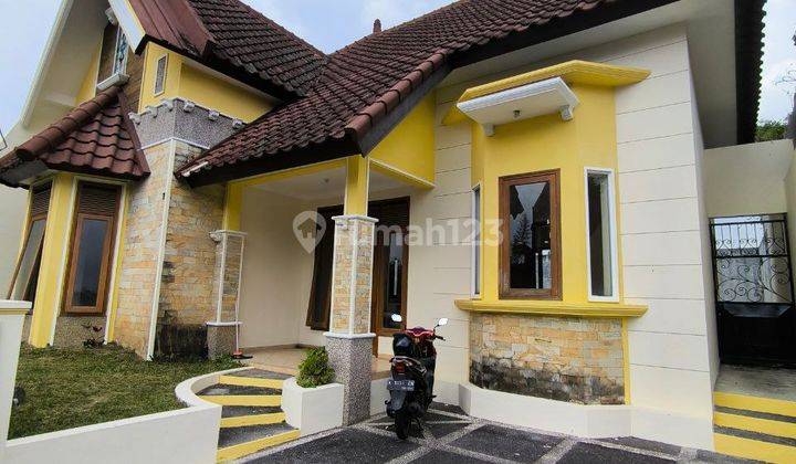 Rumah Villa Puncak Tidar Malang Dekat Machung 2