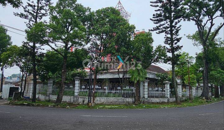 Rumah Pusat Kota Bawah Pasar di Gunung gunung, Klojen, Malang 1