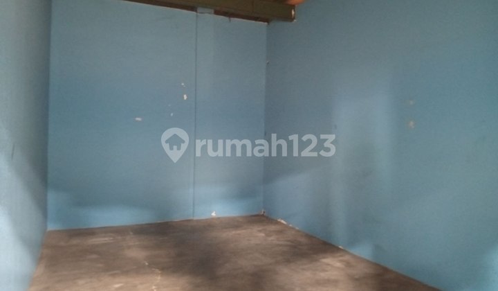 Spacious Parking Warehouse on Jl Tenaga Blimbing Malang