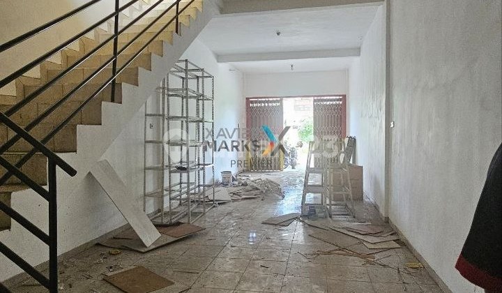 Shop House Suitable for Various Businesses on Jl Danau Jonge, Malang 2