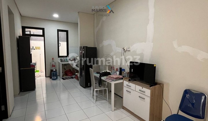 Modern Minimalist House in Brassia Hill Araya Malang 2