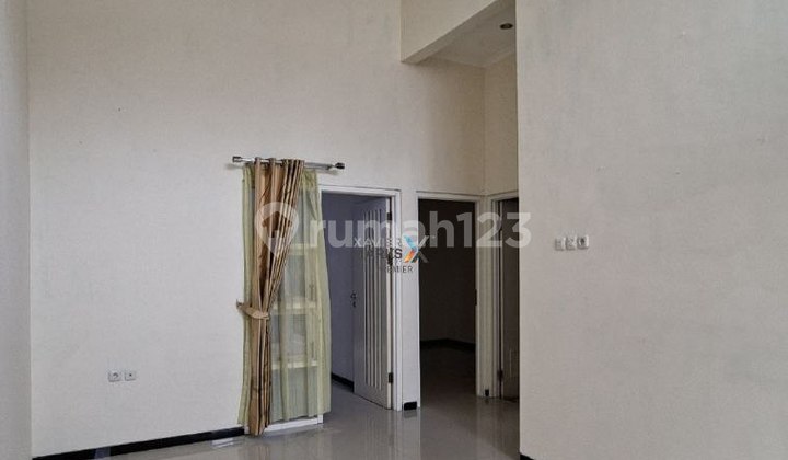 Rumah Minimalis Selangkah ke Pusat Kota di Cengger Ayam Malang 2