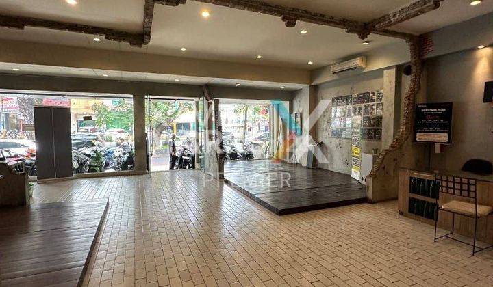 Showroom Bonus Kantor Strategis di Jaksa Agung Suprapto, Malang 2