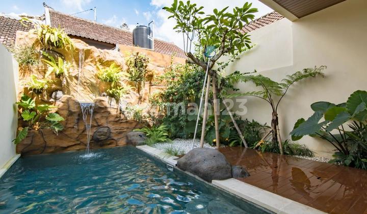 Villa Padonan Tibubeneng For Sale